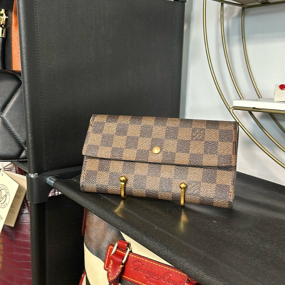 Authentic Louis Vuitton Vintage Leather Portefeuille Long Wallet